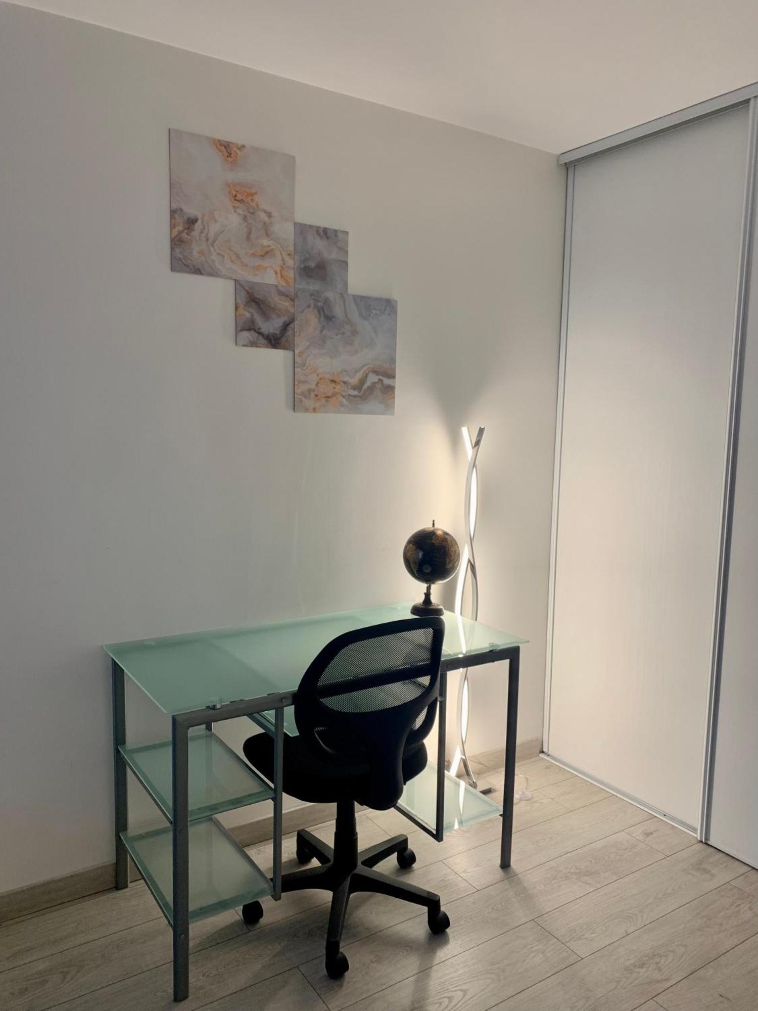 Grand F3 - Emplacement D'Or Proche Paris Et Versailles Plaisir Exterior photo