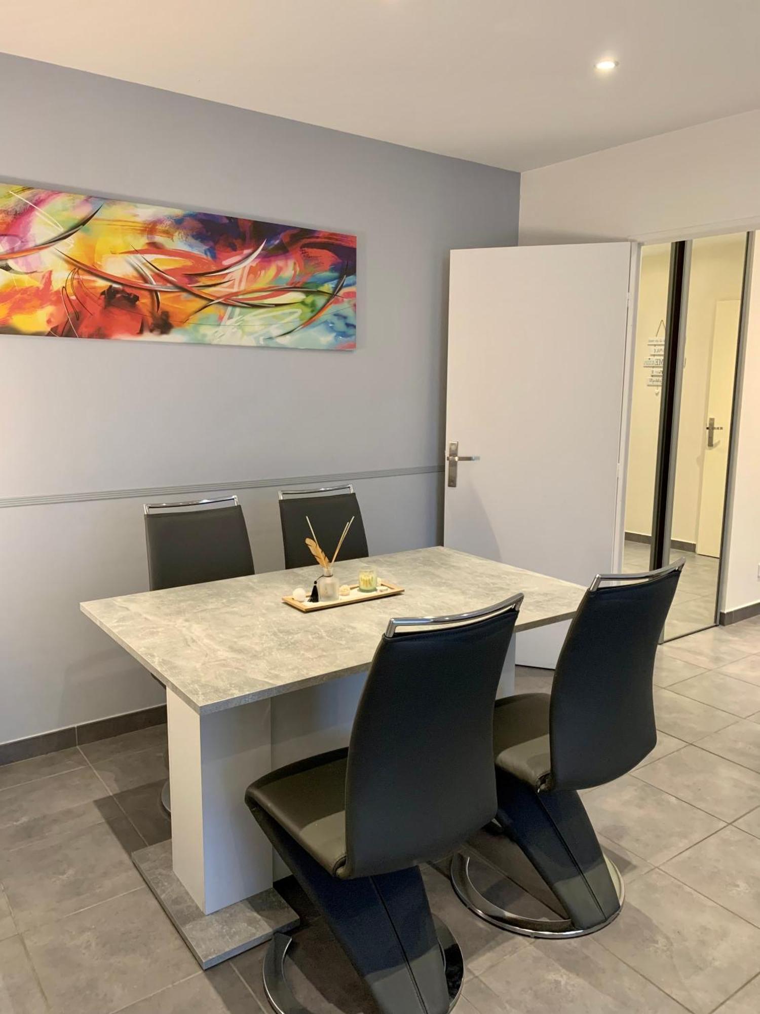 Grand F3 - Emplacement D'Or Proche Paris Et Versailles Plaisir Exterior photo